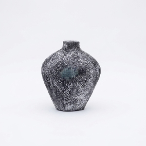 Vase Urne Plate Rustique en Terre Cuite Pero, Pot en Céramique Façonné à la Main, Vase Décoratif de Table, Fournisseur en Gros - Product Image 1