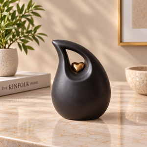 Vase décoratif en métal argenté, sculpture asymétrique pour console, cheminée ou étagère - Product Image 5