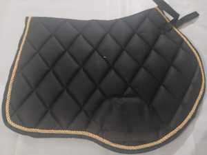 New Style <b>Quilted</b> Saddle Pad Full Size with Fur High Quality Horse Riding Saddle Pad Soft & Comfortable Equestrian Saddle Pad - Product Image 6