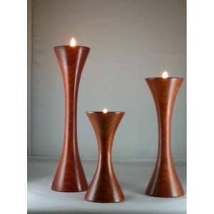 เชิงเทียนไม้สำหรับตกแต่งห้องนอนและห้องนั่งเล่นที่หรูหราพร้อมโคมไฟไม้แนวชนบทและที่วางโถ - Product Image 1