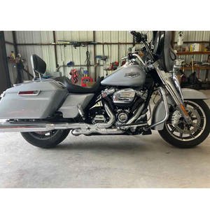 Harley-Davidson Road King Custom Touring Power Comfort Command Presence Usada del 2019 en Venta - Product Image 1