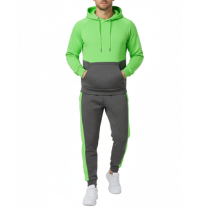 Chándal personalizado gris y verde neón para hombre - Sudadera con capucha raglán de bloques de color y pantalón deportivo con franja lateral en contraste - Product Image 1