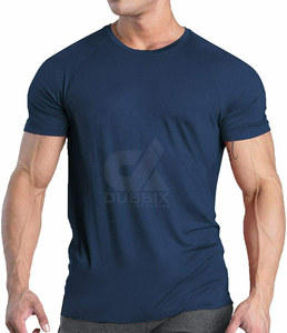 Nouveaux T-shirts personnalisés pour hommes 2026 – Logo avant, respirants, anti-boulochage, design premium, polyester/coton, vente en gros OEM - Product Image 4