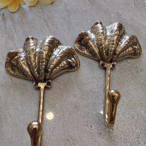 Crochets muraux en laiton doré faits à la main, classiques, élégants, modernes, personnalisés, porte-clés et crochets en laiton antique - Product Image 2