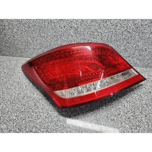 Luz Trasera Izquierda Usada Equus 924013N000 - Product Image 1