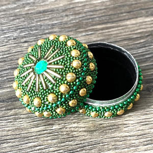 Boîte à bijoux en velours avec miroir et perles, idéale pour les bagues ou petits bijoux, parfaite comme cadeau ou emballage de remerciement. - Product Image 2