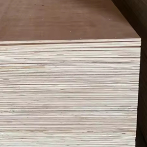 Madera contrachapada de núcleo de madera dura mixta Okume con estándares de emisión de formaldehído E2 de diseño moderno 1 año de garantía - Product Image 1