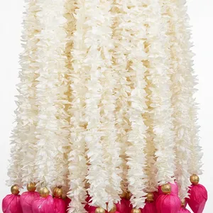 Élégantes fleurs blanches suspendues avec bourgeons de lotus roses, en plastique écologique réutilisable, 100% faites à la main pour la décoration de la maison (porte/mur/fenêtre) - Product Image 6