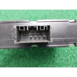 ECU และโมดูลคอมพิวเตอร์มือสองสำหรับรถยนต์ซีรีส์ 3 รุ่น 9251984 - Product Image 4