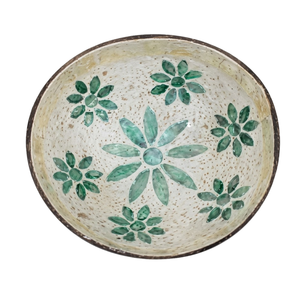 Vente en gros de bols en noix de coco gravés de haute qualité, articles artisanaux modernes et uniques, polis, durables et écologiques - Product Image 2