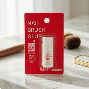 [K-ESSENTIALS] Adhésif Cosmétique pour Ongles 3g à Appliquer au Pinceau – Fixation Rapide Longue Durée pour Faux Ongles et Capsules - Product Image 1