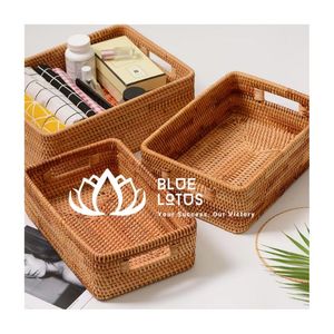 BEST SELLING Plateau rond en rotin durable, panier tissé à la main, plateau de service alimentaire avec poignées - Product Image 1
