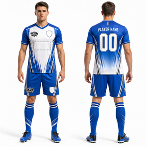 Uniforme de football personnalisé de haute qualité, polyester respirant de qualité supérieure, extensible dans quatre directions, contrôle de l'humidité, léger, excellence pour les matchs - Product Image 1