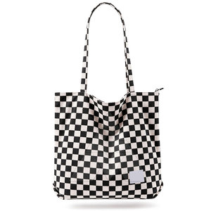 Sacs fourre-tout d'extérieur fabriqués avec les meilleurs matériaux, sacs fourre-tout personnalisés avec votre propre design pour adultes - Product Image 1