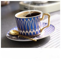 Ensemble de tasse à café et soucoupe en céramique de luxe britannique de 200ml avec bord et poignée en or résistant à la chaleur durable