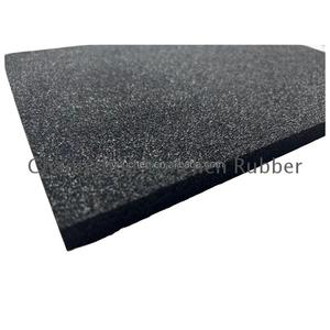 Tùy chỉnh thiết kế màu xám màu sắc đóng cửa di động EPDM miếng bọt biển cao su 8-30 độ độ cứng chống cháy dính có sẵn đệm cho - Product Image 6