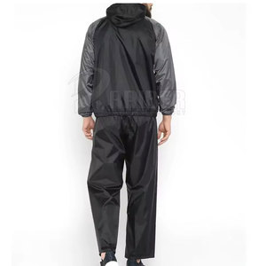 Ensemble coupe-vent de haute qualité pour homme, style streetwear urbain, tenue décontractée moderne, en vente - Product Image 4