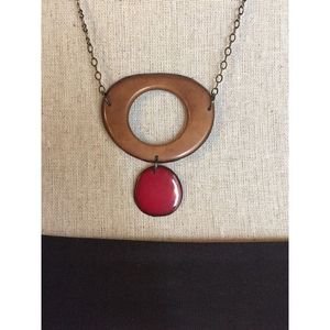 Collier en résine artisanal élégant pour femmes, accessoire de mode en cristal - Product Image 1