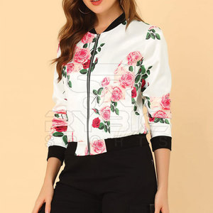 Chaquetas Varsity con Estampado para Mujer, Inspiradas en el Estilo de Vida, de Alta Calidad, Ropa Suave Premium para Looks Urbanos Contemporáneos - Product Image 2