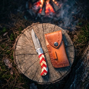 Couteau pliant artisanal de haute qualité en acier Damas, manche en bois, étui en cuir, couteau utilitaire de survie Viking - Product Image 4