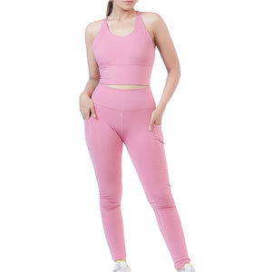 Ropa Deportiva para Gimnasio, Conjuntos de Yoga para Mujer, Nuevo Estilo, Top Ventas, Logotipo Frontal Sólido, Conjunto de Yoga de 2 Piezas, Hecho en Pakistán - Product Image 1