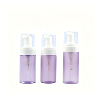 Bouteille à pompe en mousse givrée personnalisée de 100 ml à 200 ml avec matériau PET pour usage industriel dans les crèmes pour le visage et les nettoyants pour le visage