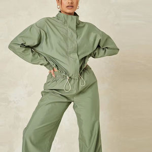 ชุดเซ็ตแทรคสูทสตรีทแวร์ผู้หญิง 2 ชิ้น พิมพ์โลโก้ได้ตามต้องการ เสื้อฮู้ดซิปเต็มตัวแบบหนา กางเกงจ็อกเกอร์ ล้างสีแบบแอซิดวอช สีพื้น - Product Image 3