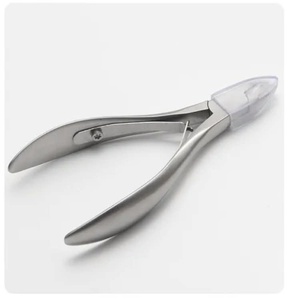 Pince à cuticules professionnelle en acier inoxydable courbée, à double ouverture large, avec repousse-ongles et lime à ongles intégrés, durable, mâchoire de 12,5 mm - Product Image 5