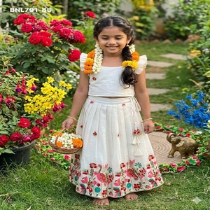 Hermosa colección de lehengas y blusas de algodón con bordados de animales, listas para usar, para niñas, de proveedor de Surat. - Product Image 1