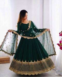 Vestido Reversible Bordado en Georgette Sintética Negra con Dupatta y Falda para Diwali y Ocasiones Festivas - Product Image 1