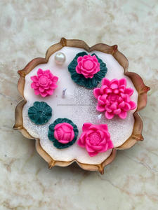 Venta al por mayor de velas de metal personalizadas con embalaje personalizado y logotipo de cera urli decoración de Navidad decoración de la boda - Product Image 2