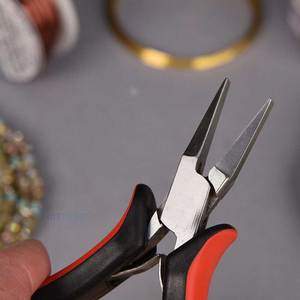Pince à bec rond professionnel de 5 pouces en acier inoxydable, outil de fabrication de bijoux avec poignée souple pour le pliage et la bouclage des fils - Product Image 5
