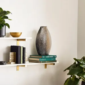 Vase à fleurs décoratif moderne en fer, design côtier, écologique, pour table, usage résidentiel et commercial, vente en gros - Product Image 3