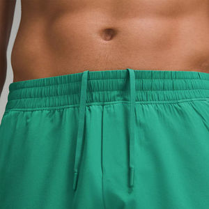 Shorts de sport pour homme personnalisés 100% polyester, taille élastique, cordon de serrage externe, séchage rapide, respirant, écologique, personnalisable - Product Image 6