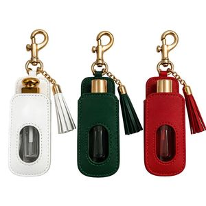 Porte-clés brillant pour gloss à lèvres avec fenêtre transparente, breloque de sac en cuir PU personnalisée avec pompon - Product Image 1