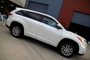 Viseras para Ventanas de Auto HIC, Material PMMA, 100% Compatibles con TOYOTA Highlander (con moldura cromada de 15 mm) 2014~2019 - Product Image 1