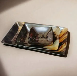 Plateau décoratif moderne en forme de corne, fait main, mobile, pour la décoration de table par Tradebyd - Product Image 1