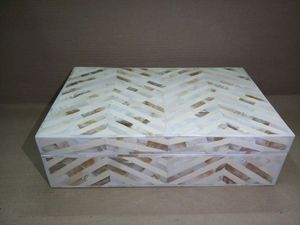 Boîte à bijoux de haute qualité en MDF avec incrustation de nacre et velours pour l'emballage de montres et de bagues, fabriquée en Inde, pour usage domestique - Product Image 2