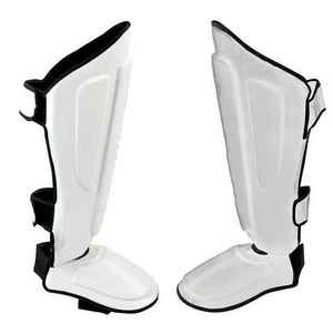 Protège-tibias en matériau composite blanc avec fermeture auto-agrippante pour la protection sportive des adultes, design léger - Product Image 5