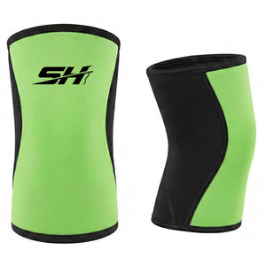 Manchons de protection pour les coudes en néoprène, best-sellers pour la musculation, l'entraînement au développé couché et le crossfit. Produit fabriqué par Sewing Hub Industry. - Product Image 1