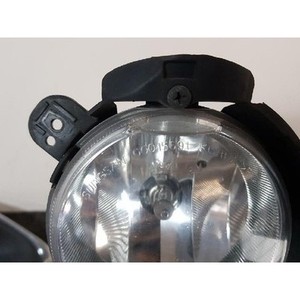 Luz Antiniebla Derecha Usada con Certificación OE para Trax I 000015691 - Product Image 5