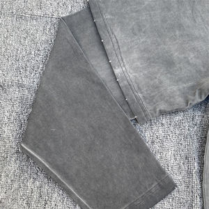 ผู้ผลิตเสื้อยืดสตรีทแวร์คุณภาพสูง สีแดงดำ เสื้อยืดโพลีเอสเตอร์ 100% เสื้อยืดแขนยาวสองชั้นทรงโอเวอร์ไซส์สำหรับผู้ชาย - Product Image 4