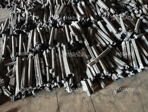 Charbon de sciure en vrac en cartons d'exportation pour l'approvisionnement commercial des barbecues - Product Image 6