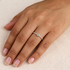 Bague de fiançailles pour femme en or jaune massif 10 carats, diamant de laboratoire taille brillant rond et diamant de laboratoire YAG Paraiba bleu, bijoux classiques - Product Image 4