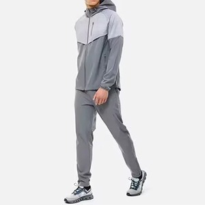 ชุดวอร์มผู้ชายสำหรับวิ่งกลางแจ้ง สตรีทแวร์ เสื้อกันลม ชุดเซ็ต ไซส์ใหญ่ ระบายอากาศได้ดี น้ำหนักเบา ผลิตจากผ้าโพลีเอสเตอร์/ไนลอน - Product Image 1