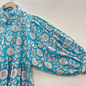 Robe décontractée mi-longue pour femme en coton tissé 100% uni, à manches courtes, taille empire, style babydoll, coupe ample et fonctionnelle à col en V oversize - Product Image 3