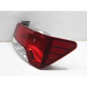 Feu arrière droit d'occasion pour Forte Koup 2010, lentille rouge transparente, OEM 924021M300 - Product Image 4