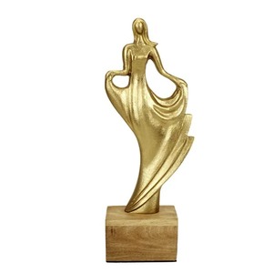 Sculpture d'art moderne en aluminium moulé à la main, figurine de table écologique et durable pour anniversaire, salon, décoration intérieure - Product Image 2
