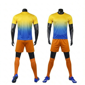 Maillot personnalisé à manches courtes, short respirant, uniforme personnalisé pour joueurs, tenue de match thaïlandaise, kits de football professionnels imprimés pour hommes - Product Image 1