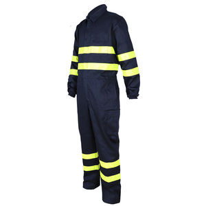 Combinaisons de protection anti-vapeur industrielles non doublées de haute qualité pour hommes, résistantes à la chaleur et imperméables - Product Image 4